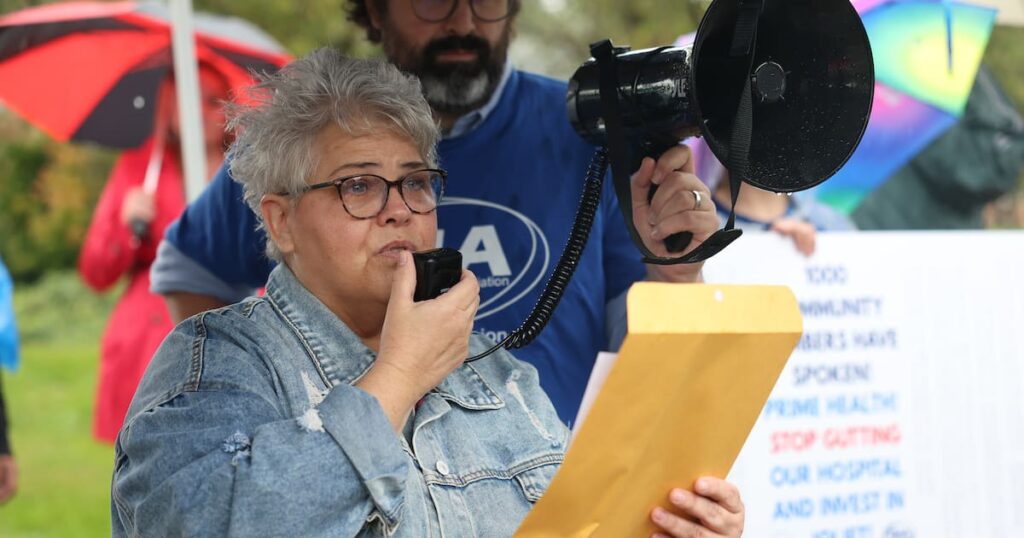 [Shaw Local] Nurses protest the closure of maternity services at Jolietâs Saint Joseph Medical Center